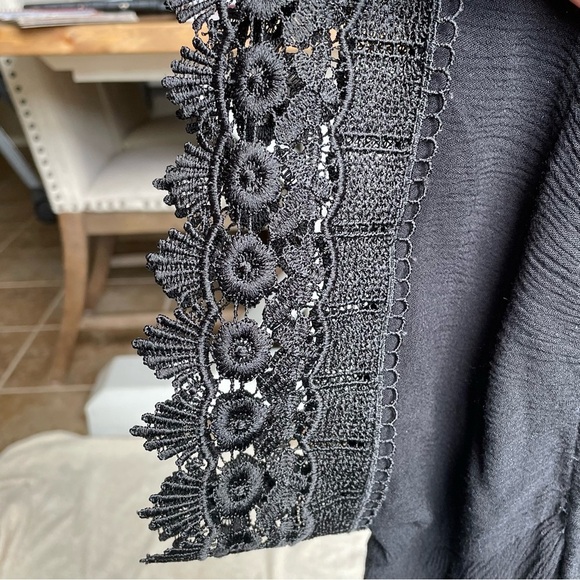Pull and Bear women’s black blouse size s beautiful lace detail - Picture 9 of 13